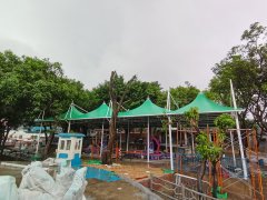 新會(huì)兒童公園蹦蹦床雨棚案例